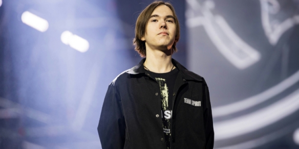 名主播茄子入主WingsUp，振兴CNCS？